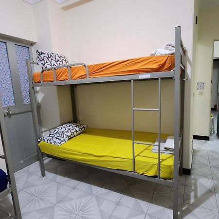 No Cash Accepted-Meeting Point Hostel- Praia, Also In Tarrafal & Fogo ภายนอก รูปภาพ
