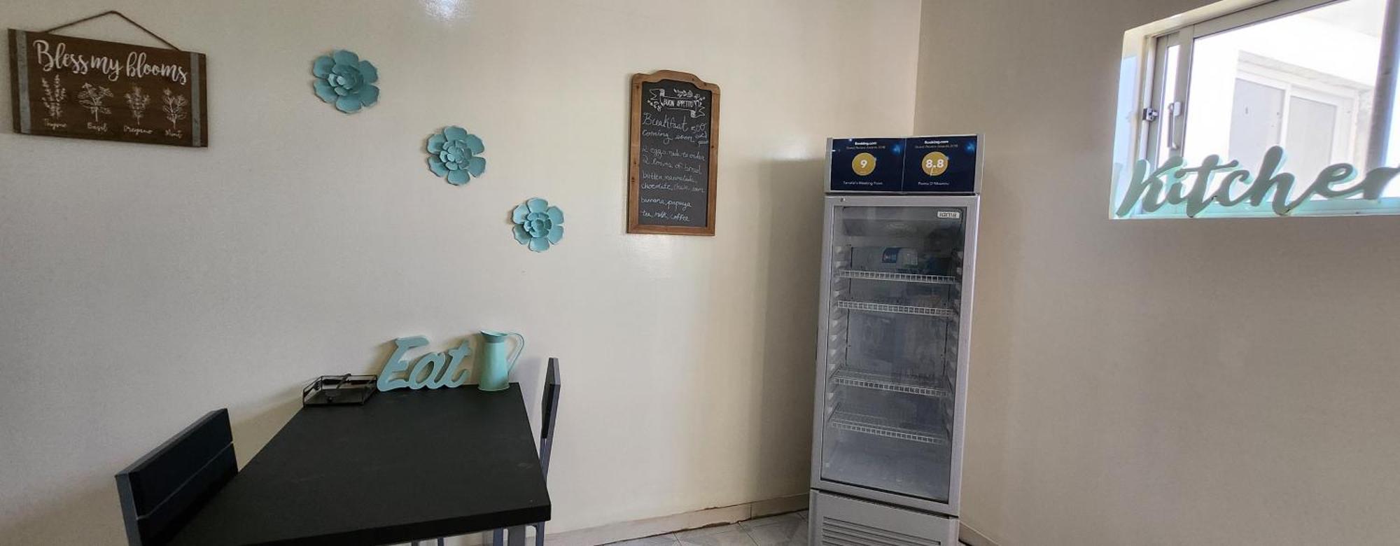 No Cash Accepted-Meeting Point Hostel- Praia, Also In Tarrafal & Fogo ภายนอก รูปภาพ
