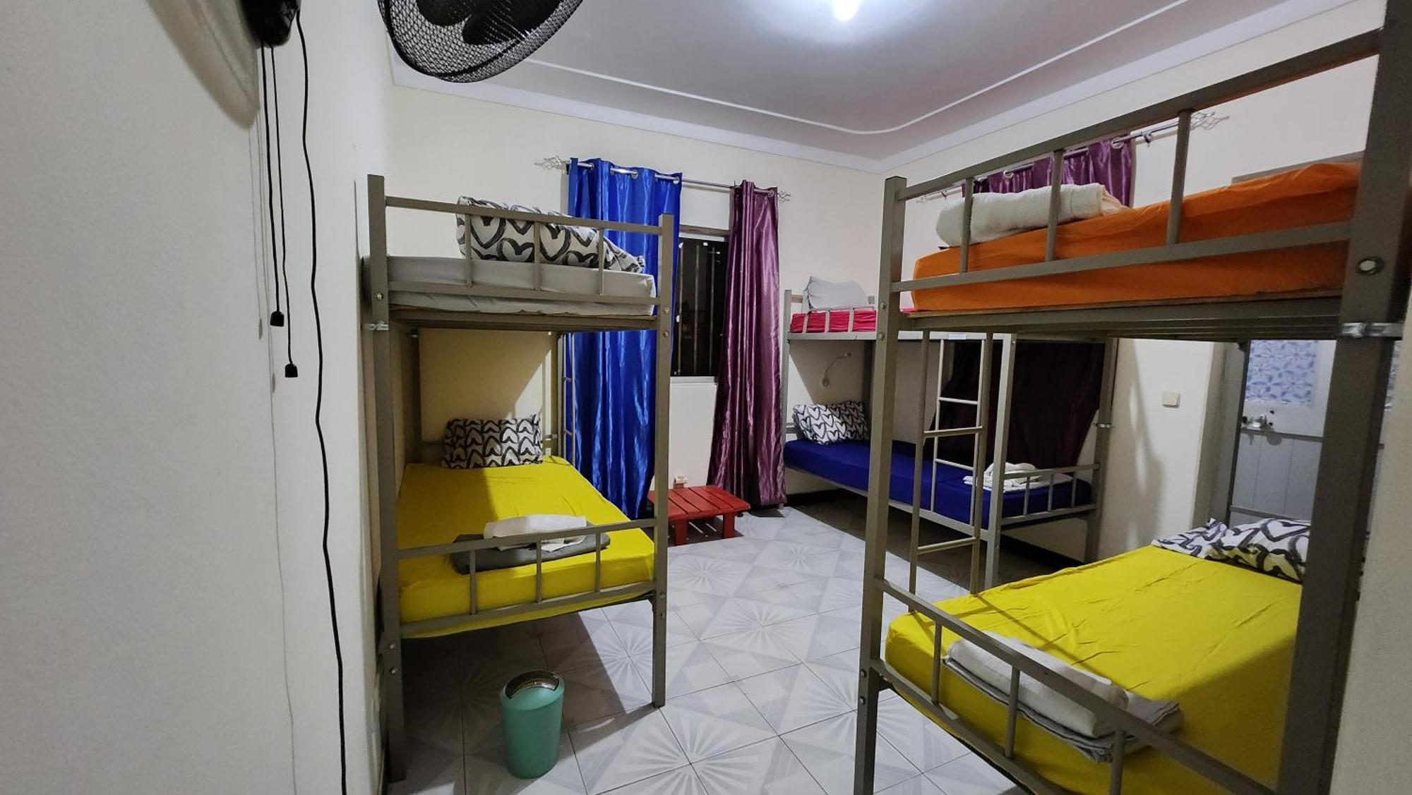 No Cash Accepted-Meeting Point Hostel- Praia, Also In Tarrafal & Fogo ภายนอก รูปภาพ